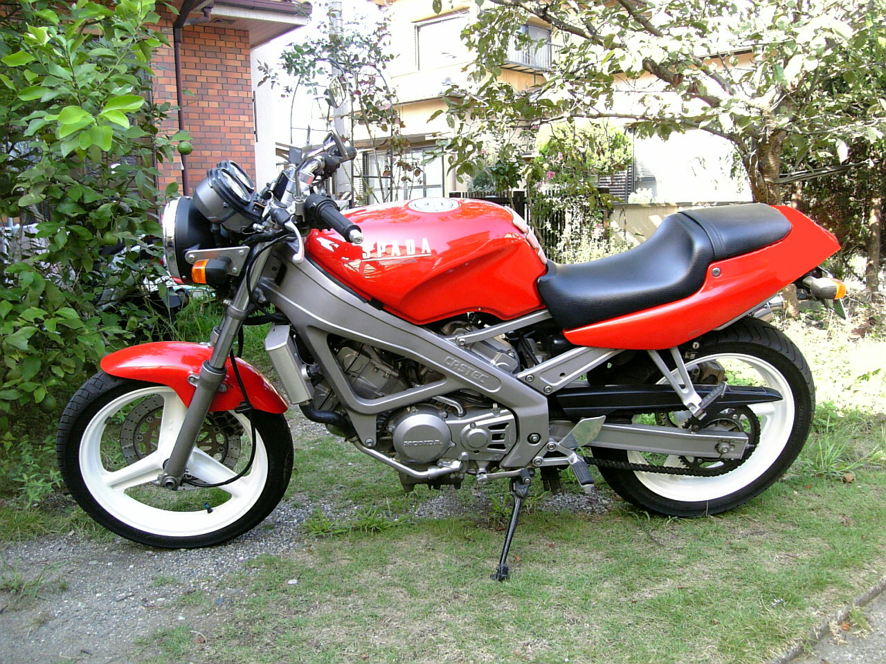 【直販一掃】ホンダ　VT250 スパーダ　赤　不動　レストアベース　福岡県 126cc-250cc